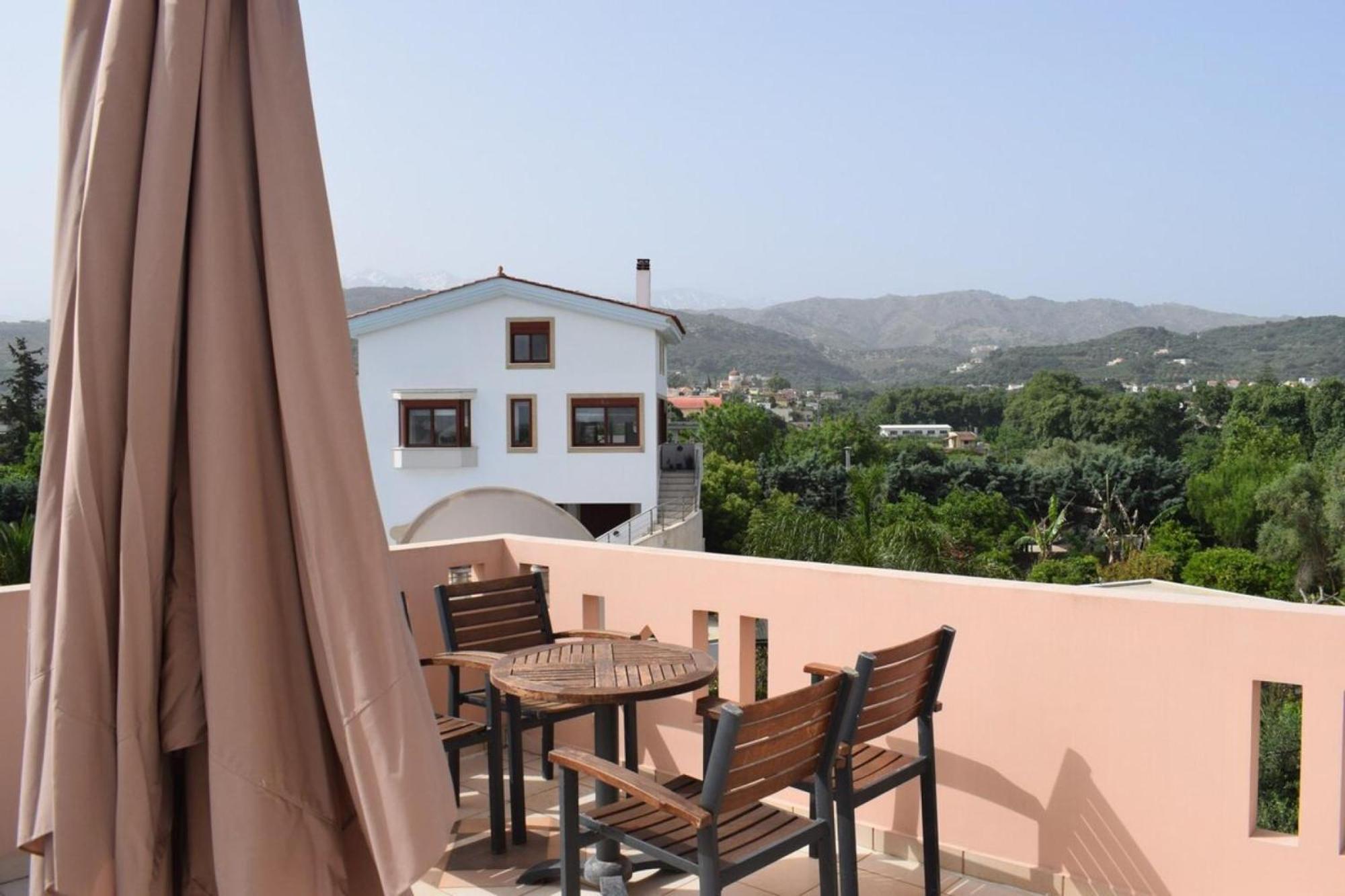 Ilias Villa In Chania Perivolia  Bagian luar foto